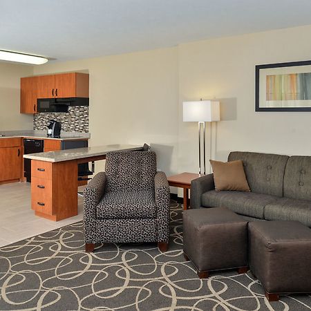 Mainstay Suites Fargo - I-94 Medical Center Kültér fotó