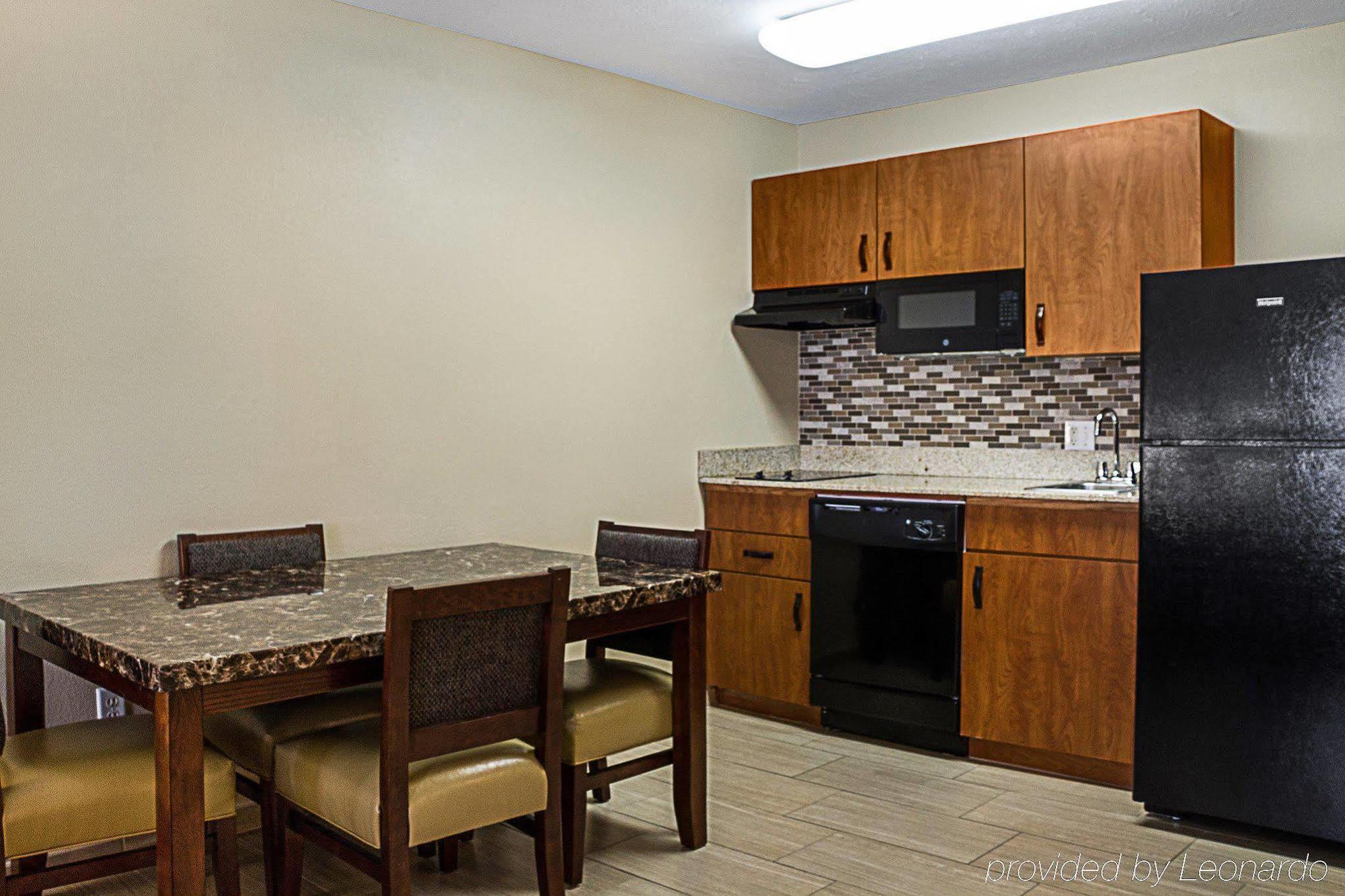 Mainstay Suites Fargo - I-94 Medical Center Kültér fotó